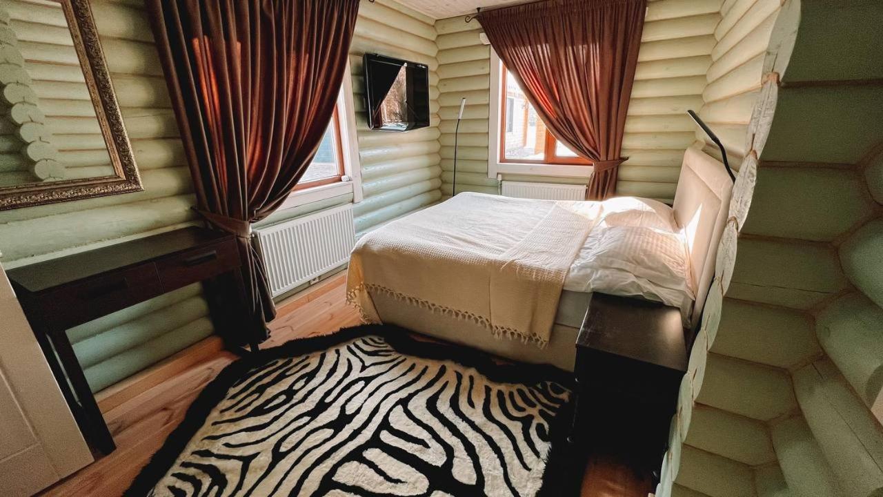 Chudodiyevo Park- Hotel Vyshpol Bagian luar foto